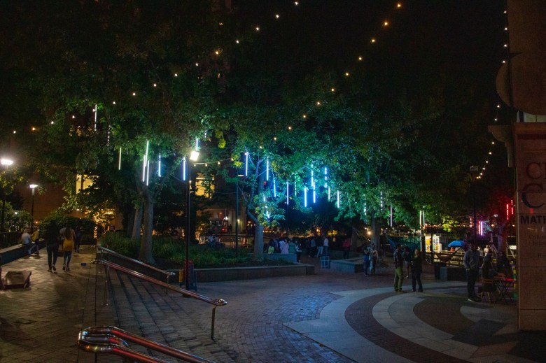 spruce street harbor park, sshp, Philly, city of brotherly love, Phila, Philadelphia, family friendly, family vacation, road trip