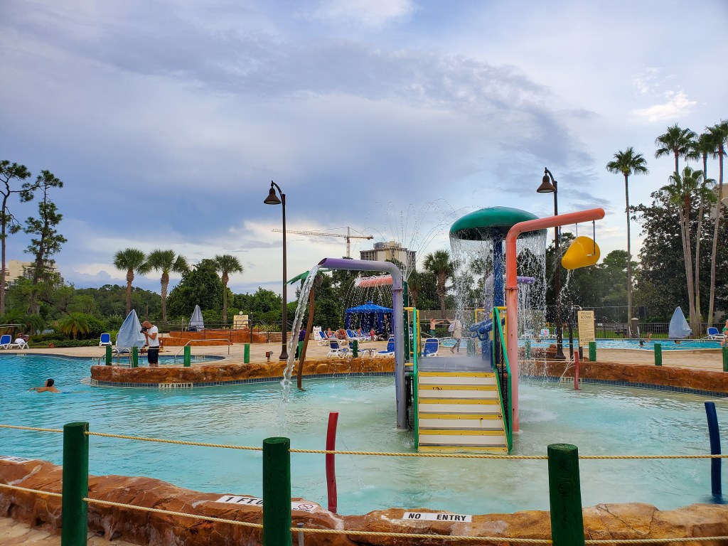 splash pad, Wyndham Gardens, Disney Springs