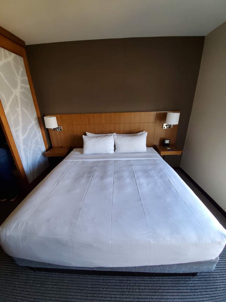 Bed, Hyatt Place, Washington DC, Room, Hotel, comfortable, 