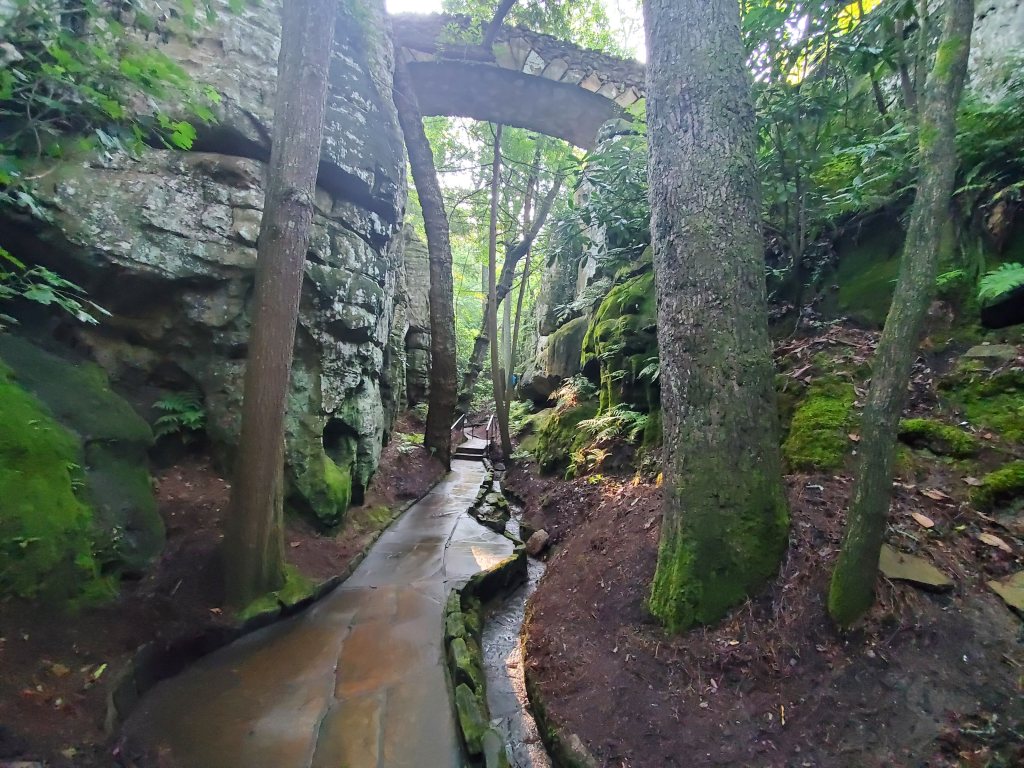beautiful pathway in rock city gardens