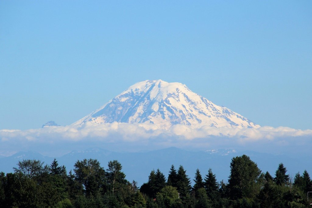 active volcano, North America, Mt. Rainier, Washington, mountain, clouds, scenic,