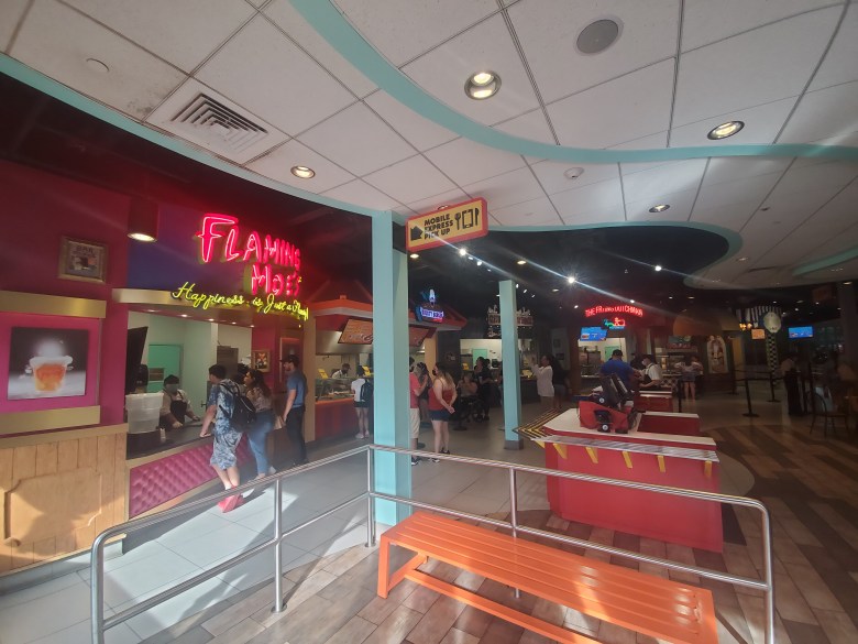 Universal Studios Orlando, Springfield, Simpsons, Flaming Moe