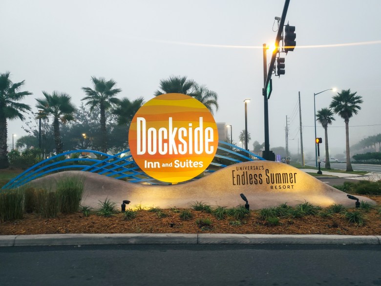Endless Summer Resort, Universal Orlando Resort, Dockside inn and suites, 